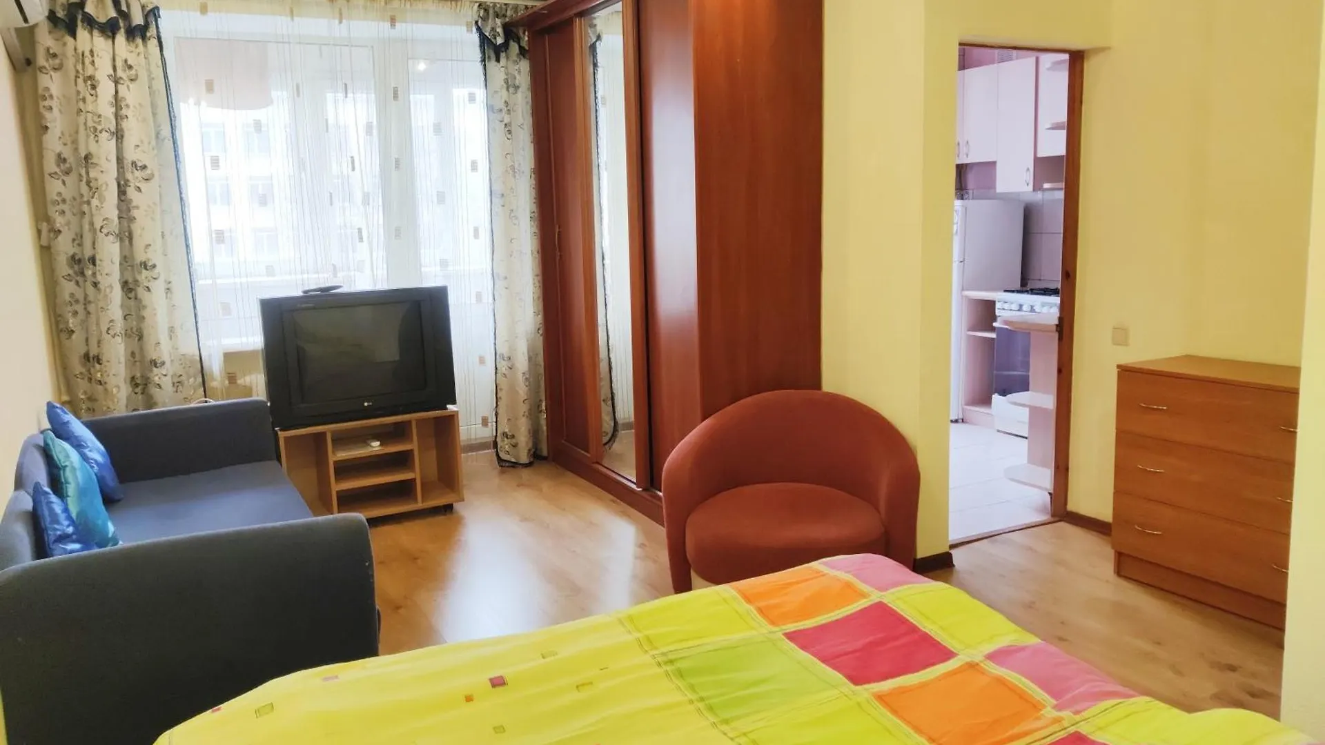 Apartment On Peremogy Square Kyiv Ukraine