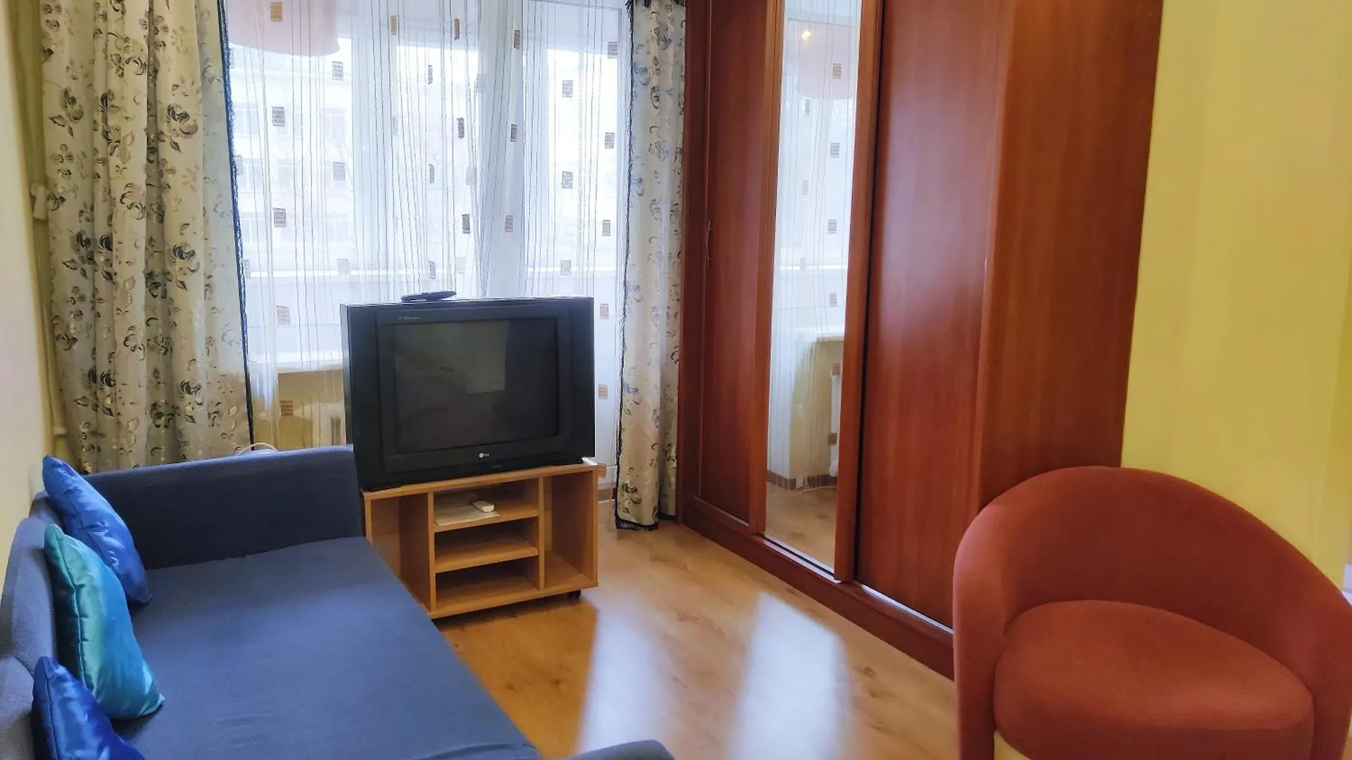 Apartment On Peremogy Square Kyiv